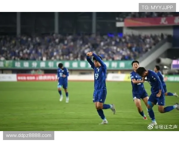 苏超点燃宿迁绿茵激情:球迷呐喊与城市荣耀同频共振 苏超点燃宿迁绿茵激情:球迷呐喊与城市荣耀同频共振